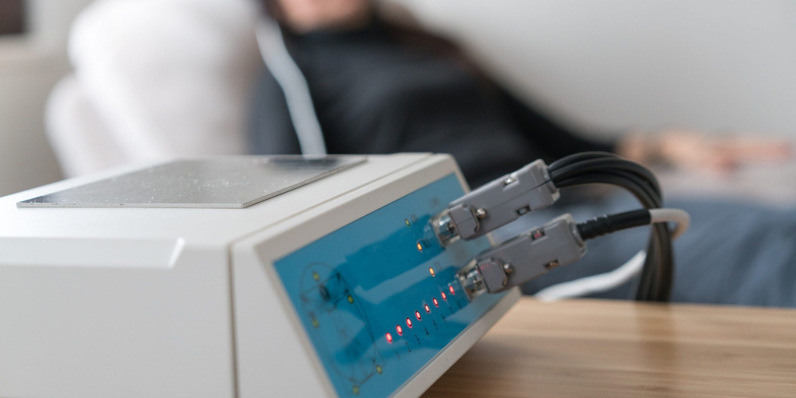 Kvantemedisin behandling hos en MNKM Terapeut